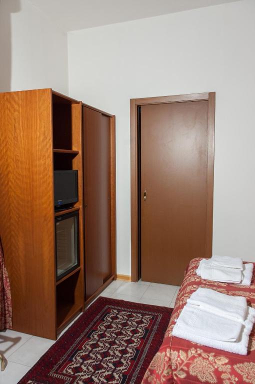 Vip Hotel Piacenza Eksteriør bilde